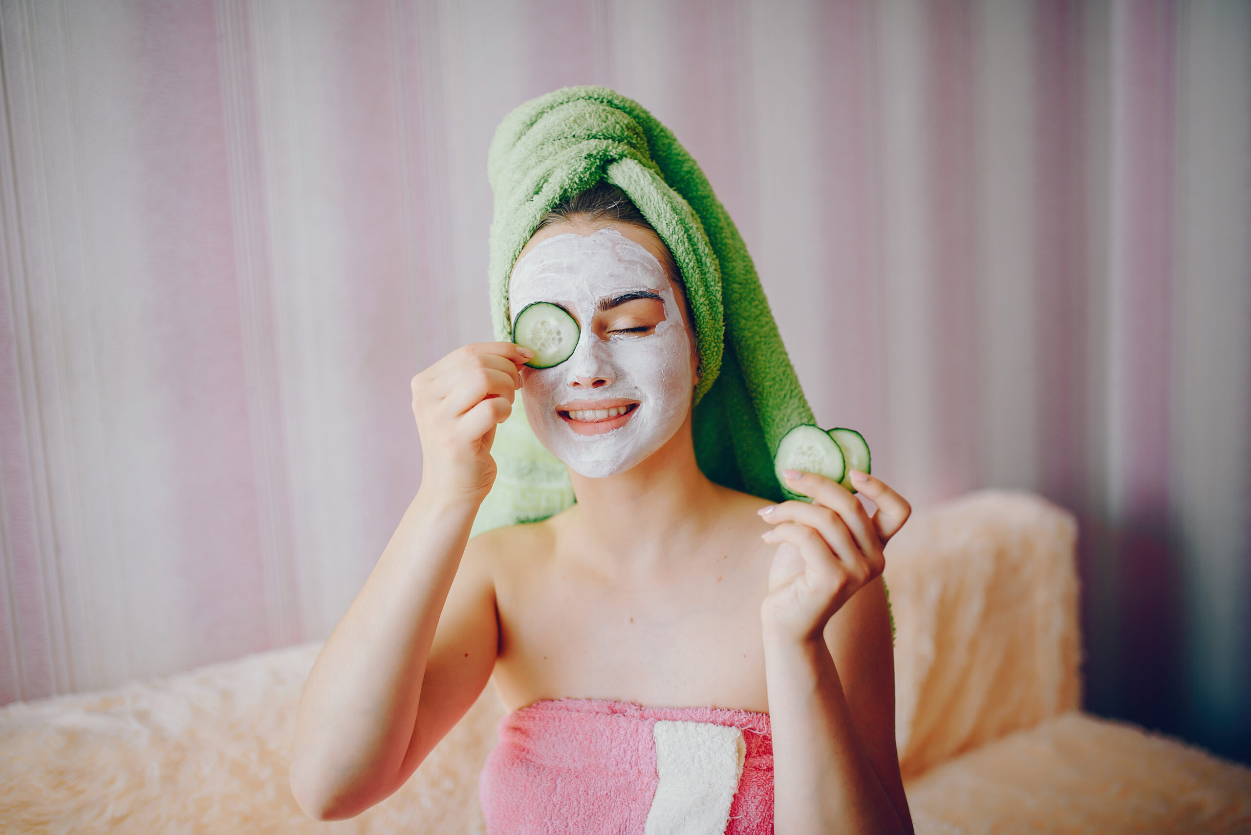 Blogs 3 Facial Treatments That Help You Achieve Healthy Skin Naturally in Pune